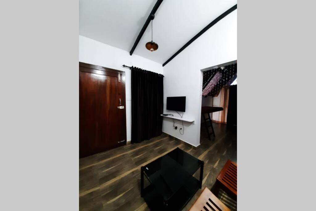 Farmstay in ചില്ലുകൂടാരം at Les Domki et al. Vagamon Eksteriør billede
